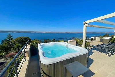 Ferienwohnung mit Whirlpool in Balkon, und mi