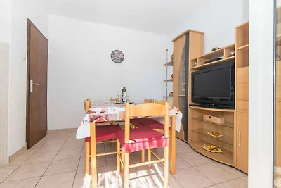 Ferienwohnung mit Klimaanlage, Balkon und Mee