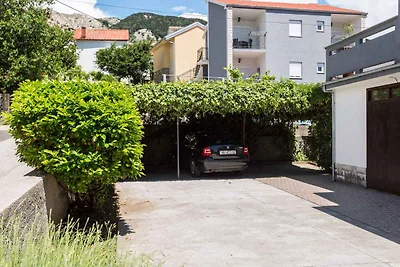 Ferienwohnung mit Balkon und Klimaanlage