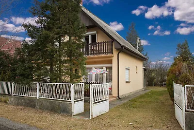 Ferienhaus nyugodt környéken