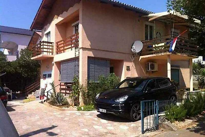 Ferienwohnung Ferienwohnung Velebit mit Meerb