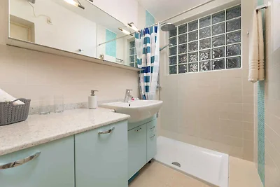 Ferienwohnung in Strandnähe mit Pool
