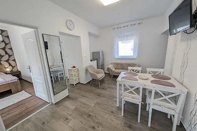 Ferienhaus im Ortszentrum mit Klimaanlage und