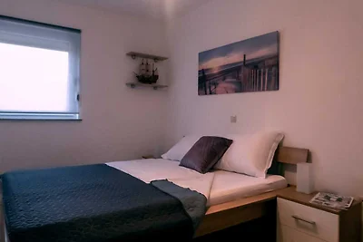 Ferienwohnung mit Klimaanlage und Balkon