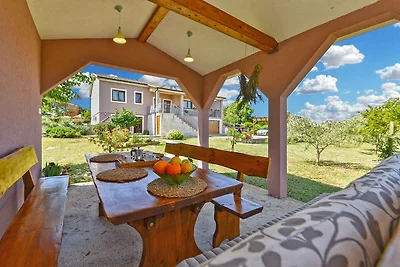 Ferienwohnung mit Terrasse