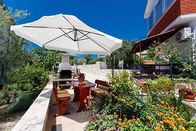 Ferienwohnung mit zwei Bäder und Terrasse