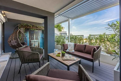 Ferienwohnung mit Terrasse und Whirlpool