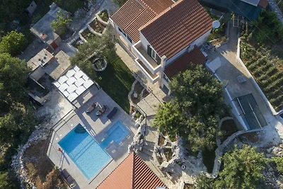 Villa mit Klimaanlage, mit Grillmöglichkeit, 