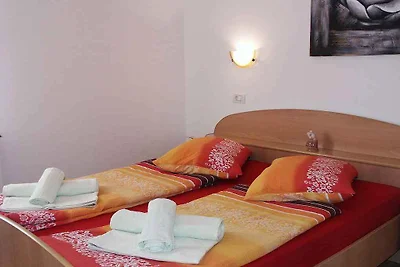 Ferienwohnung mit Aussenpool für Familien