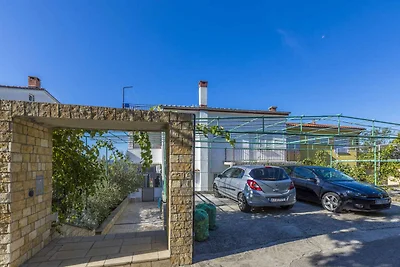 Gemütliches Studio mit Meerblick in Selce bei