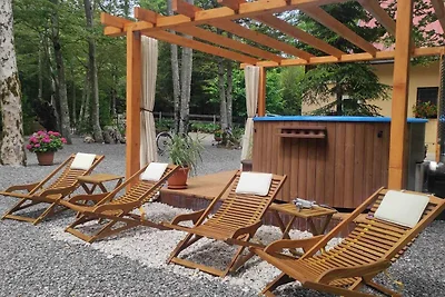 Ferienhaus mit Whirlpool und Grill