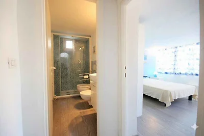 Ferienwohnung mit Klimaanlage und Dachterrass