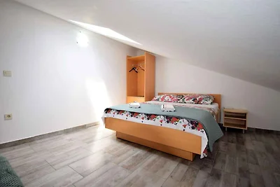 Appartamento Vacanza con famiglia Lopar