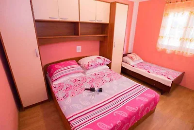 Ferienwohnung mit Terrasse in Meernähe