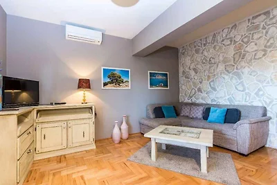 Gemütliche Ferienwohnung Vanja in Novalja auf