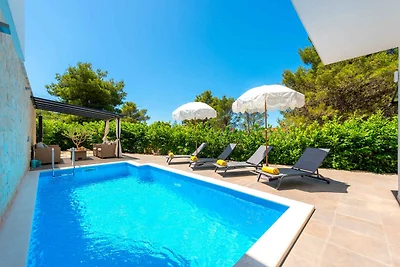 Srima Beach House – Komfortable Villa mit pri