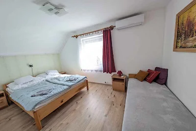 Ferienwohnung mit WLAN, Grill und Klimaanlage