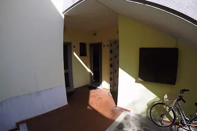 Ferienwohnung mit Klimaanlage und Balkon