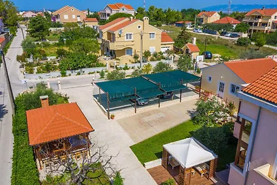 Appartamento Vacanza con famiglia Privlaka