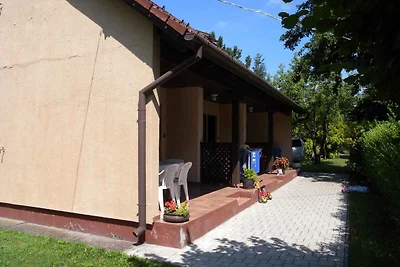 Vakantiehuis Ontspannende vakantie Balatonfenyves