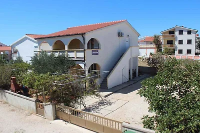 Ferienwohnung mit Klimaanlage und Grill