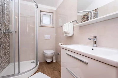 Ferienwohnung mit Balkon und Klimaanlage