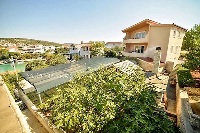 Appartamento Vacanza con famiglia Rogoznica