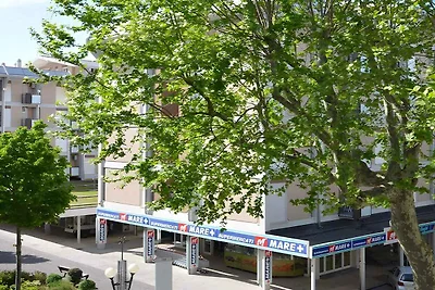 Studio mit Klimaanlage und Balkon