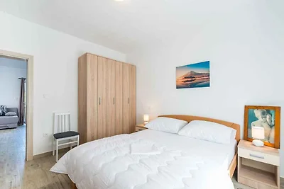 Ferienwohnung Familienfreundlich mit Klimaanl