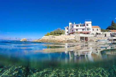 Ferienwohnung am Meer mit Balkon