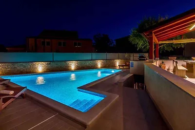 Vakantiehuis Ontspannende vakantie Pula