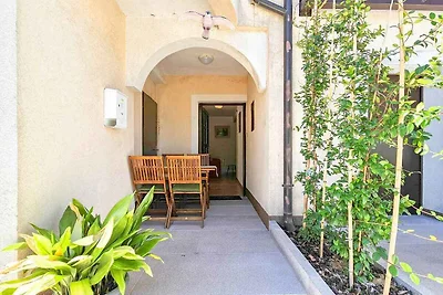 Ferienwohnung mit Terrasse und Grill