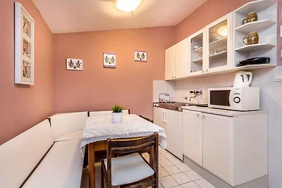 Ferienwohnung mit Pool und Sonnenterrasse