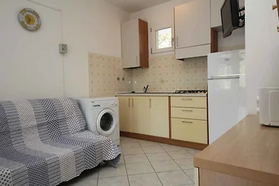 Ferienwohnung mit Klimaanlage und Balkon