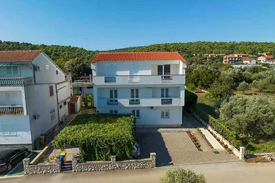 Apartment mit 1 Schlafzimmer, 200 m vom Stran