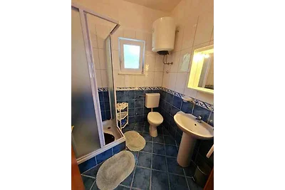 Ferienwohnung mit Klimaanlage, Balkon und Mee