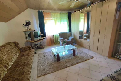 Ferienwohnung mit Pool, WLAN und Terrasse