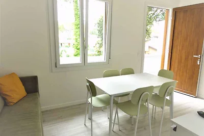 Ferienwohnung mit Klimaanlage und Parkplatz