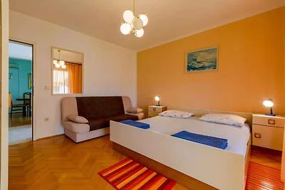 Ferienwohnung mit Balkon und Klimaanlage