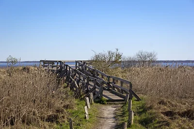Ferienhaus mit Balkon, Terrasse und Garten