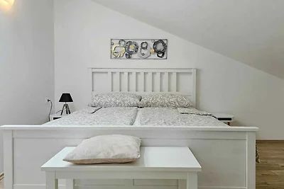 Ferienwohnung mit Klimaanlage, SAT-TV, WLAN u