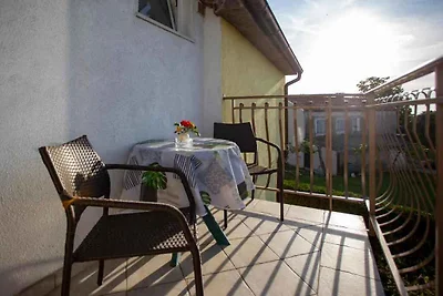 Ferienwohnung mit Klimaanlage und Balkon