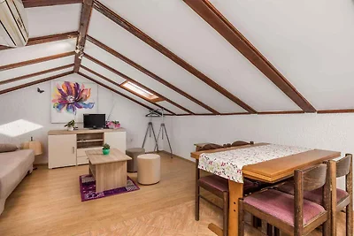 Ferienwohnung mit Grill und Garten