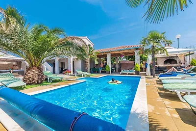 Ferienwohnung mit Pool und Whirpool