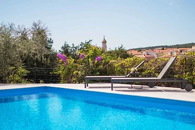 Ferienwohnung mit Pool und Klima
