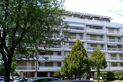 Ferienwohnung mit Pool und Garten