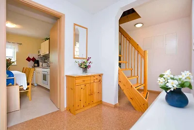 Ferienwohnung mit Terrasse und Garten