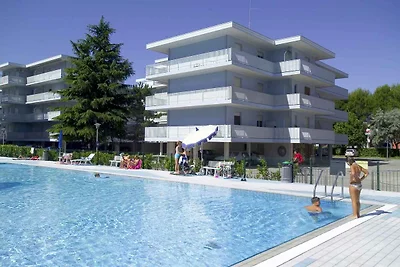 Studio mit Klimaanlage, Balkon und Pool