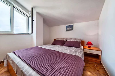 Ferienwohnung mit Balkon und Klimaanlage