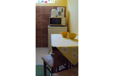 Ferienhaus mit Color-SAT-TV und Mikrowelle